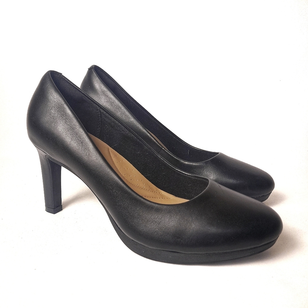 Clarks Collection SZ 8.5 Black Leather‎ Ambyr Joy Comfort Pumps Cushion